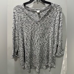 Stretchy 3/4 sleeve sweater